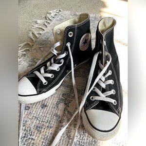 Black High-top Converse